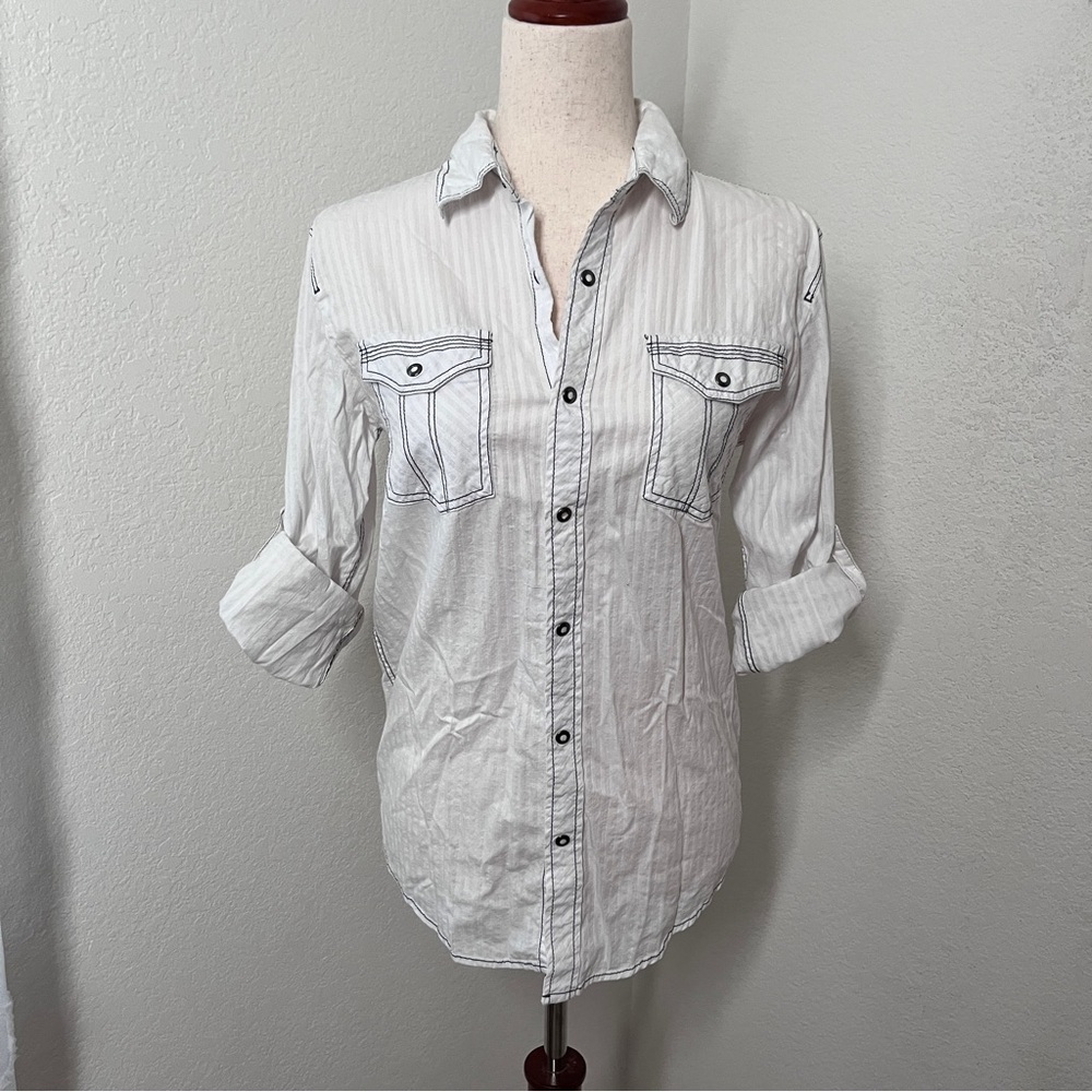 Skully Womens Snap Front Shirt Size Small Western Striped White Cotton